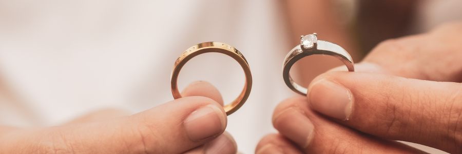 Why should I sell my engagement ring to BENADATO?
